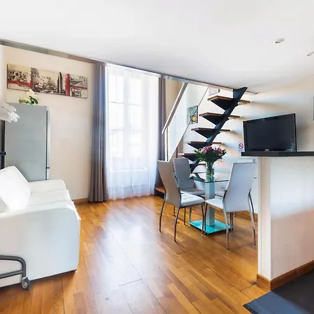 Apartment View On Principal Massena Place, Beach 2 Min Walk Nice