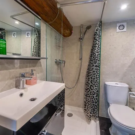 View On Principal Massena Place, 2 Min Walk Apartamento *